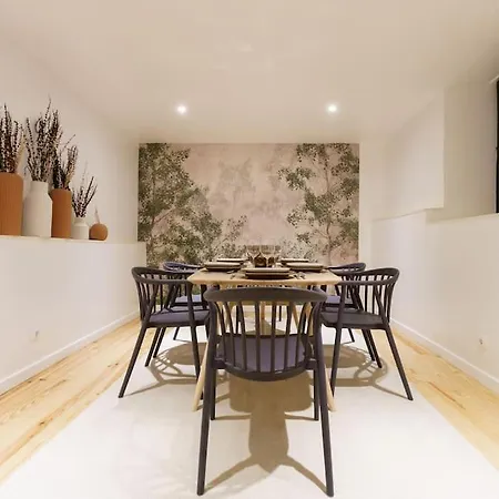 Apartment Charm With Patio Lisbon