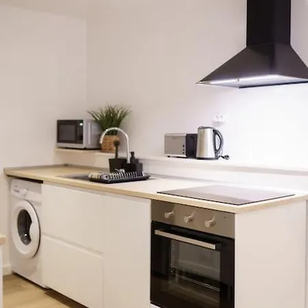 公寓 Charm With Patio